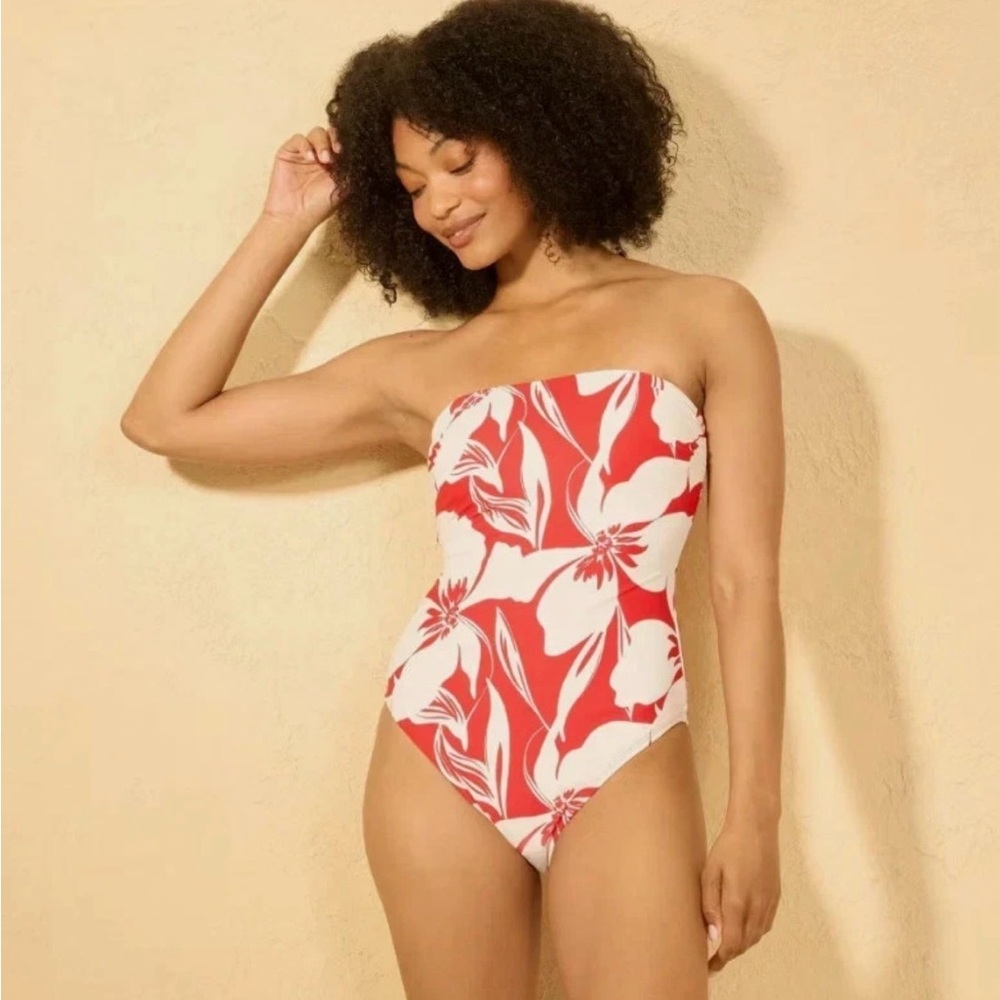 Shade & Shore Medium Red White One Piece Swimsuit Halter Strap High Leg Cheeky